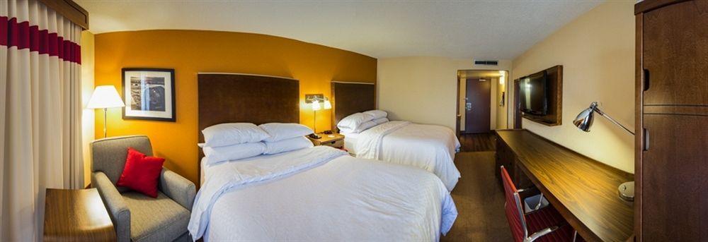 Four Points By Sheraton Edmundston Hotel & Conference Center Exterior foto